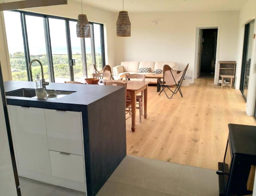 Xspot Medlands Beach House - Ocean Views - Short Stroll To The Beach Bagian luar foto